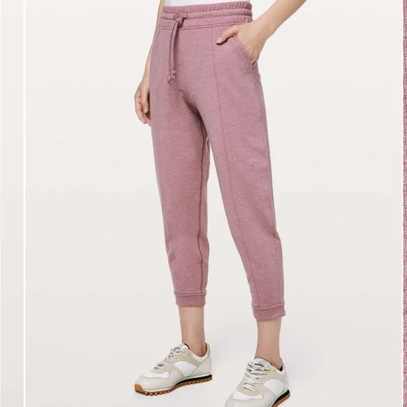 🍋LULULEMON At My Leisure Jogger
Heathered Mod Misty Merlo - Picture 4 of 9